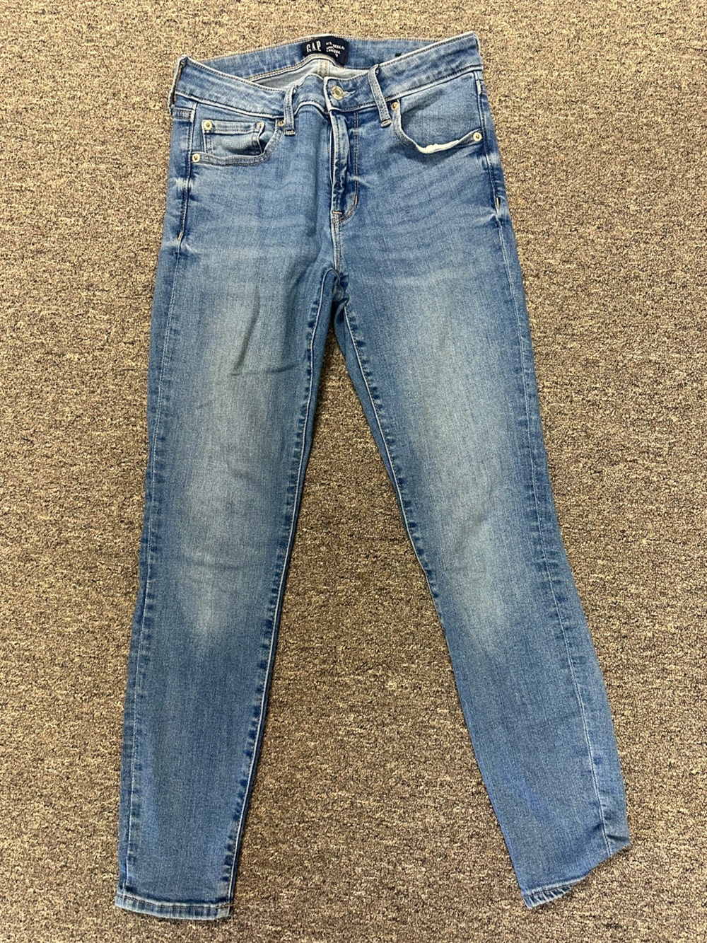 GAP Women's Light Blue Skinny Jeans